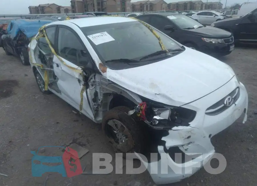 KMHCT4AE8HU202106 Photo# 6