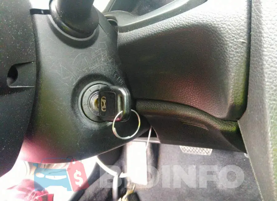 19XFC2F53GE000253 Photo# 11