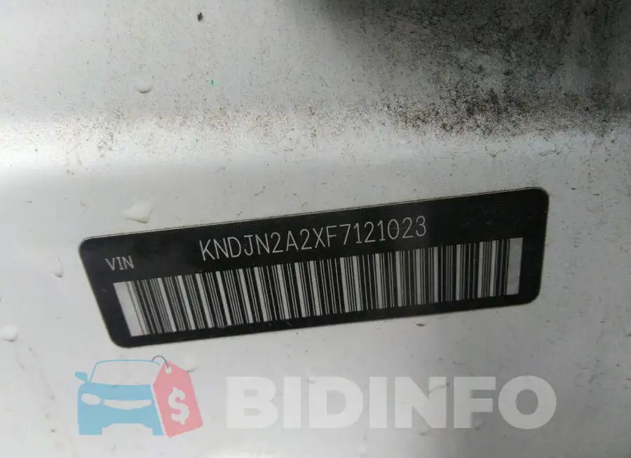KNDJN2A2XF7121023 Photo# 9