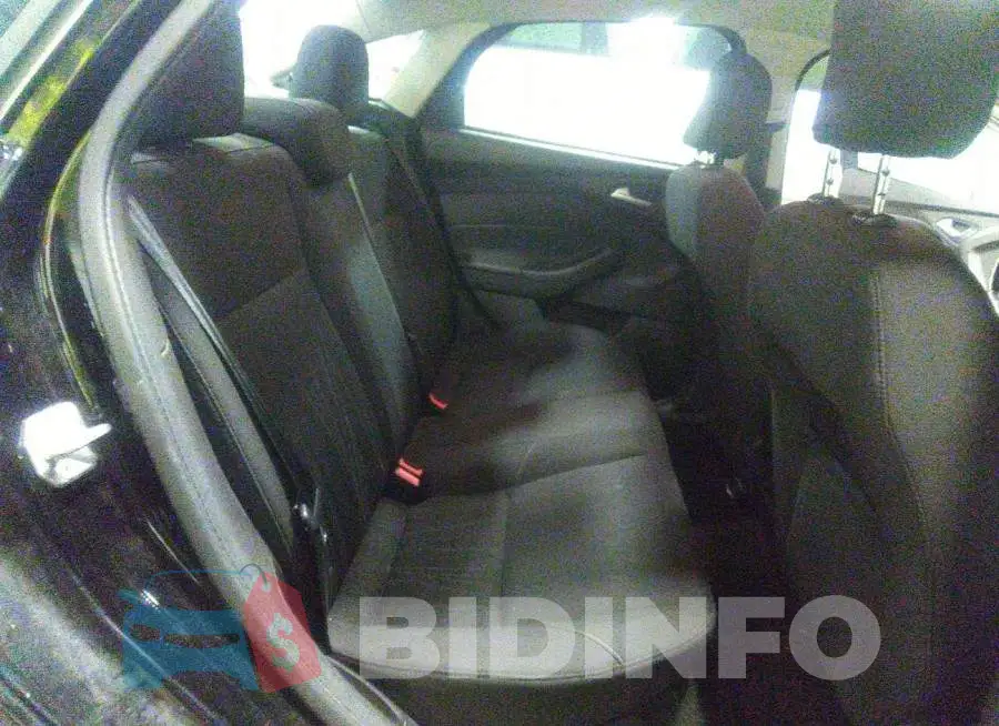 1FADP3F20GL226867 Photo# 8