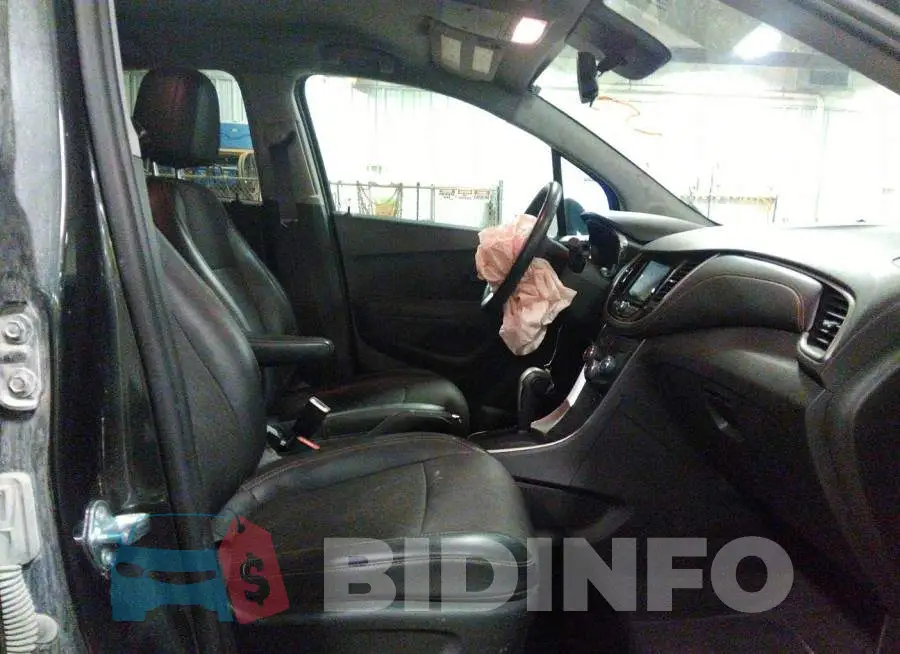 3GNCJPSB6LL249838 Photo# 5