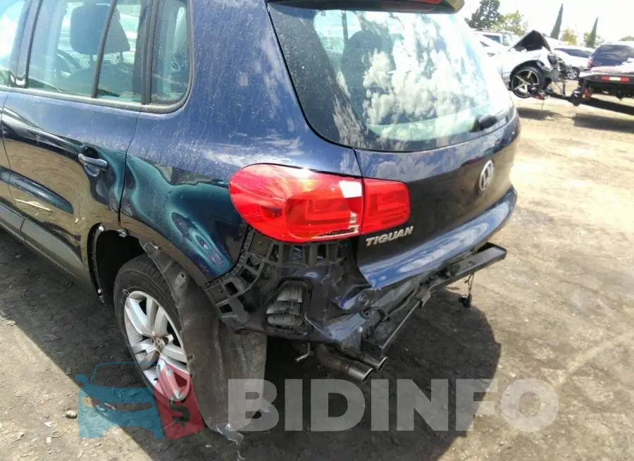 WVGAV7AX3GW555442 Photo# 6