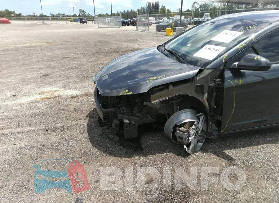 5NPD84LF7LH573244 Photo# 6