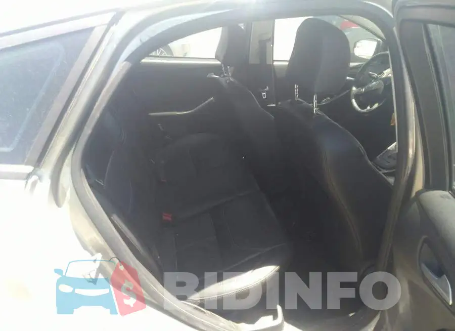 1FADP3K26FL210709 Photo# 8