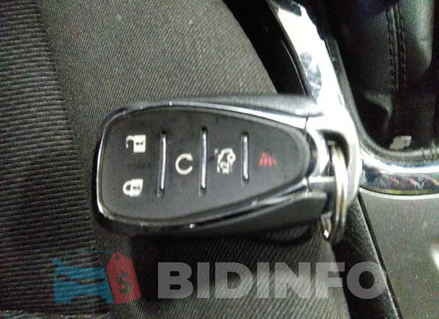 1G1BE5SM4H7156304 Photo# 11