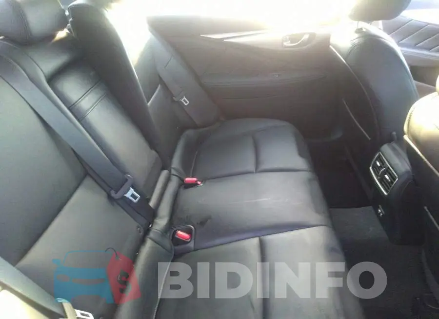 JN1EV7BRXMM753032 Photo# 8