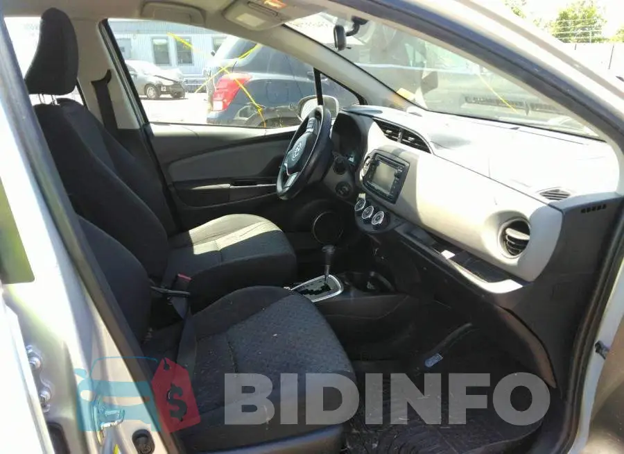 VNKKTUD34FA040717 Photo# 5