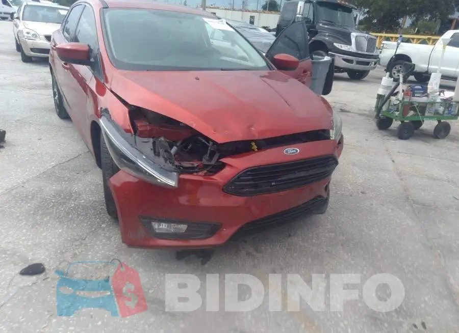 1FADP3F20JL266017 Photo# 6