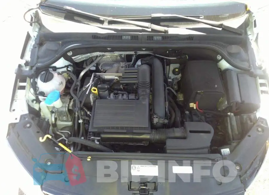 3VW167AJ7HM262512 Photo# 10