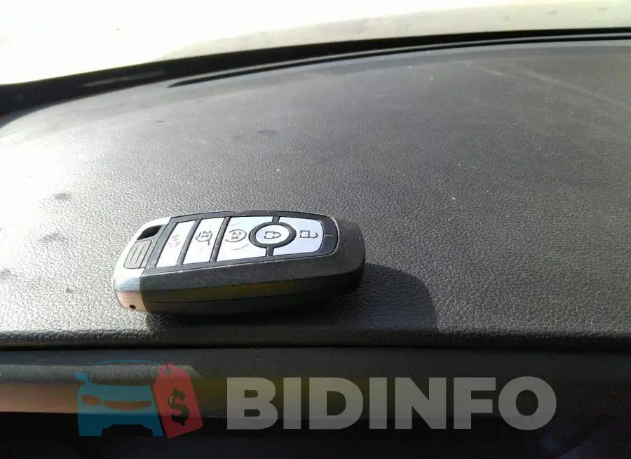 1FM5K8GCXMGB43786 Photo# 11