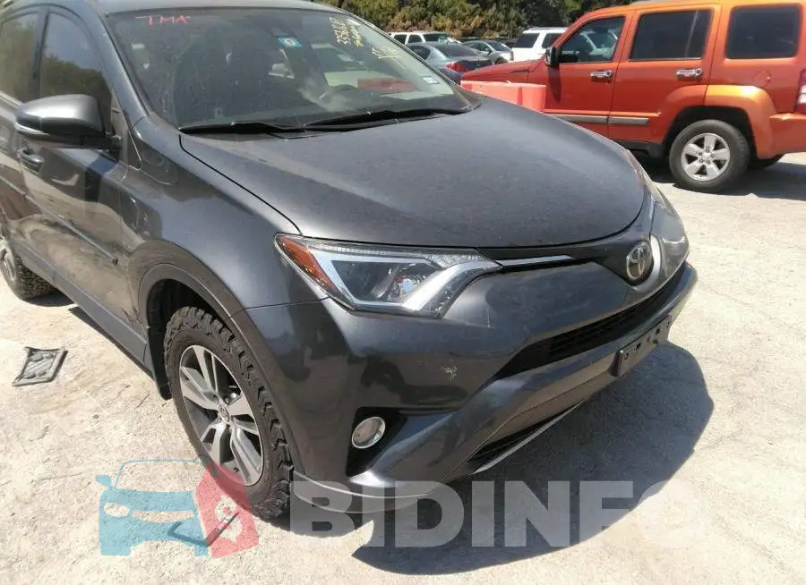 JTMWFREV4HD096284 Photo# 6