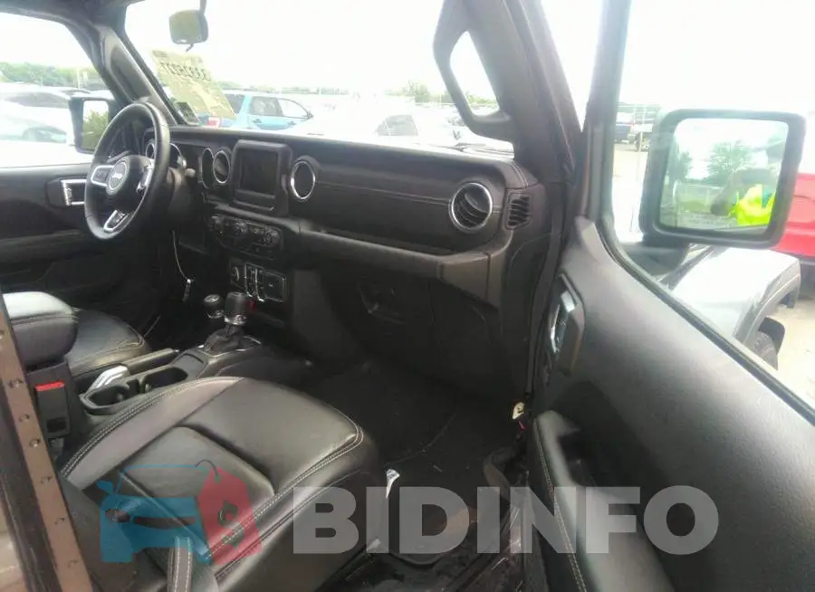 1C4HJXEG1JW160434 Photo# 5