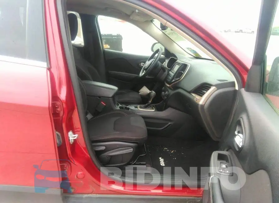 1C4PJLCB1GW351565 Photo# 5