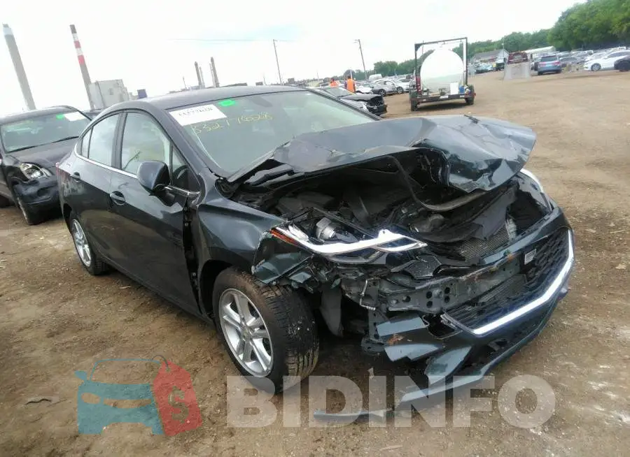 1G1BE5SM6J7111984 Photo# 1