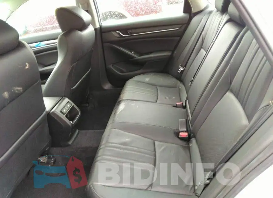 1HGCV1F48MA024448 Photo# 8