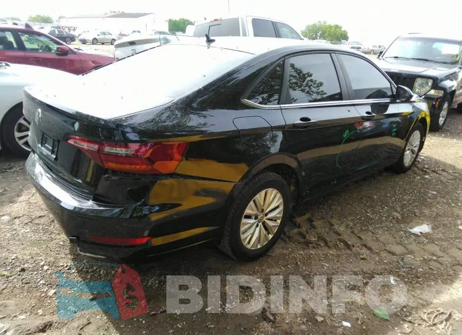 3VWC57BU9KM017321 Photo# 4