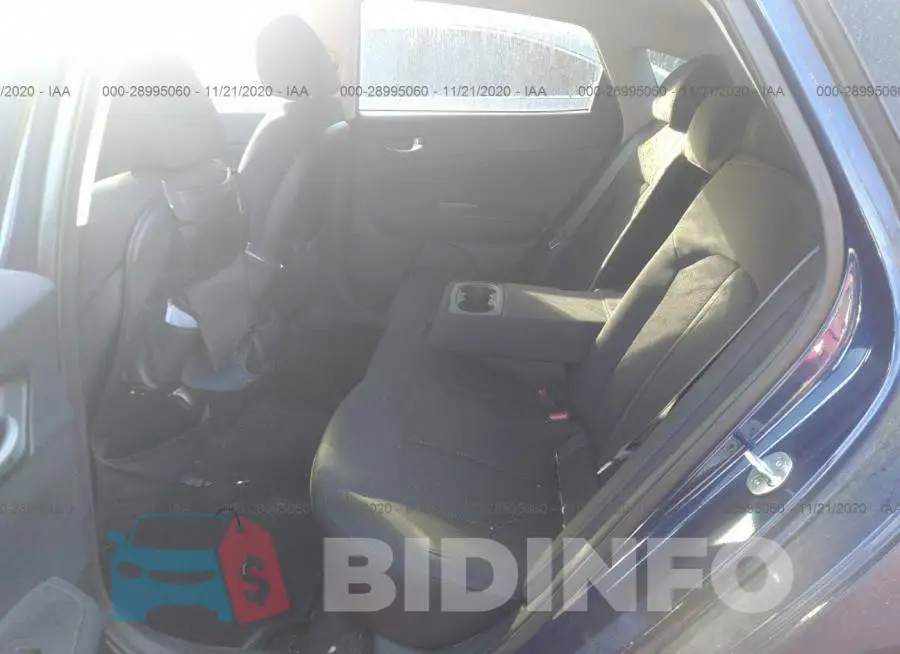 5XXGT4L15JG208036 Photo# 8