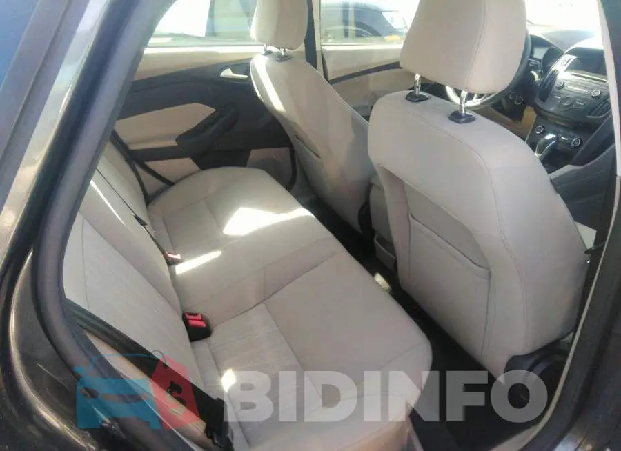 1FADP3F27FL215699 Photo# 8
