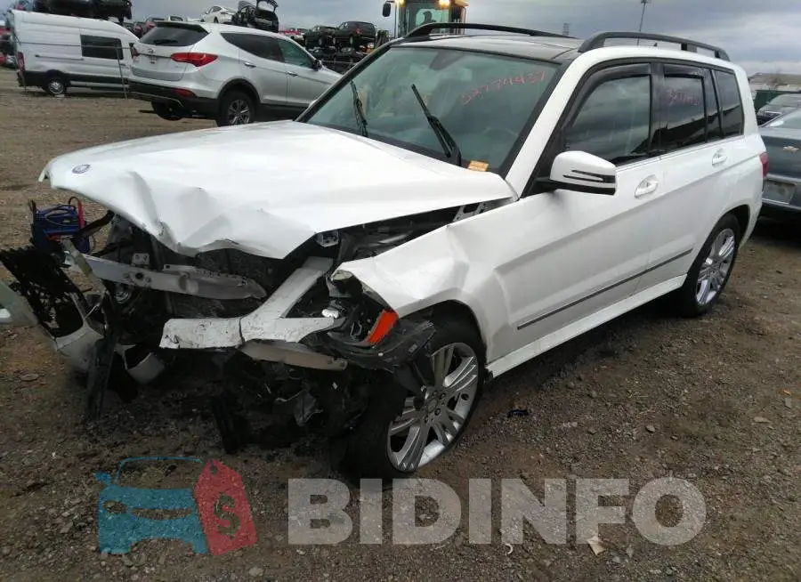 WDCGG8JB2FG432592 Photo# 2