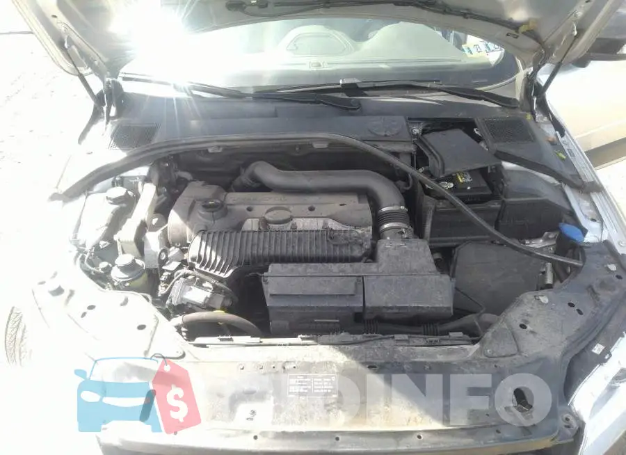 YV4612NY3G1270133 Photo# 10