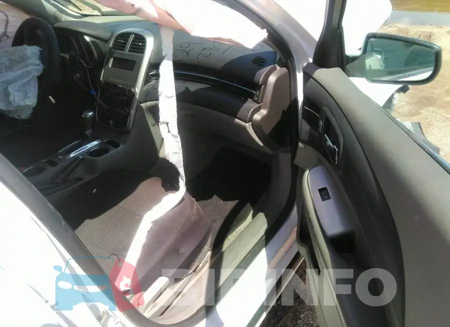 1G11B5SL8FF352342 Photo# 5