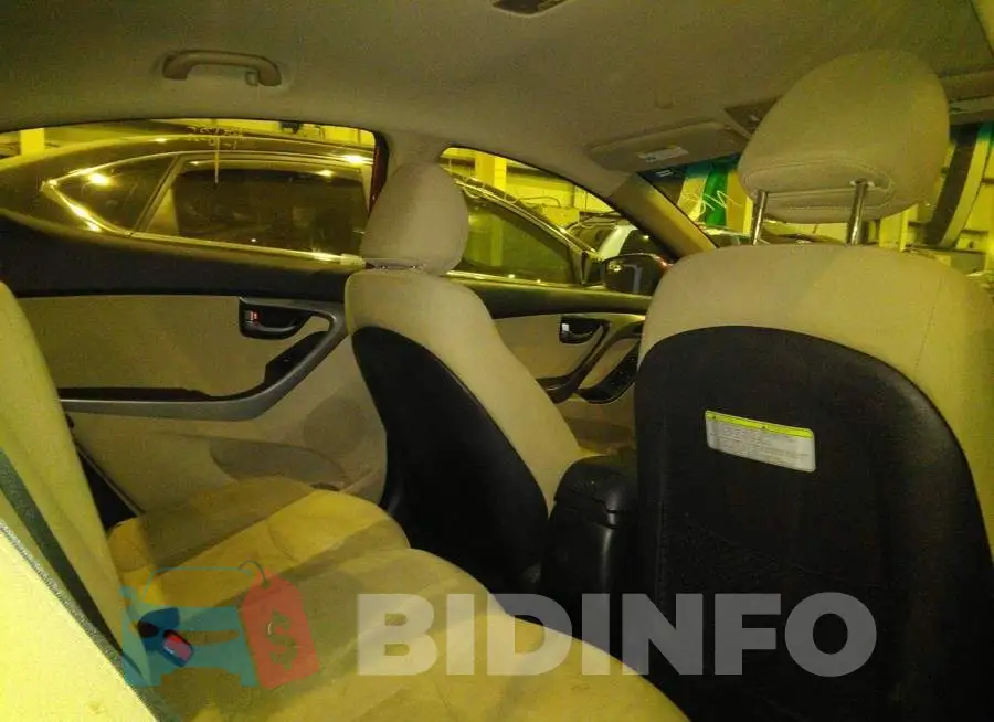 00PDH4AE8FH607089 Photo# 8