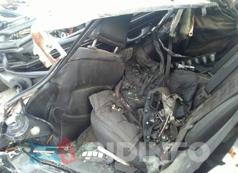 3FA6P0T96GR353505 Photo# 5