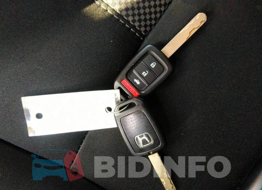 2HGFC2F60MH521926 Photo# 11