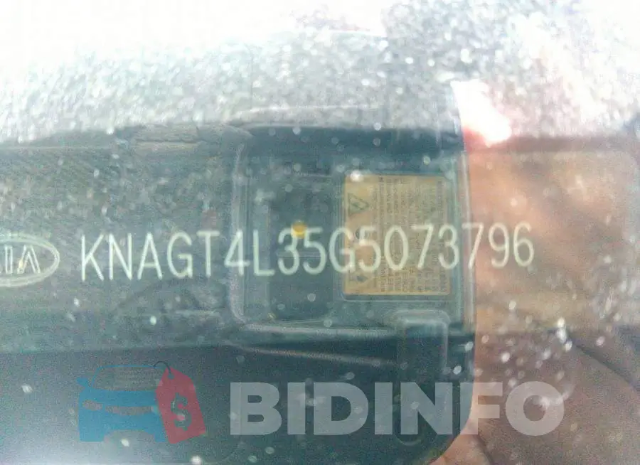 KNAGT4L35G5073796 Photo# 9