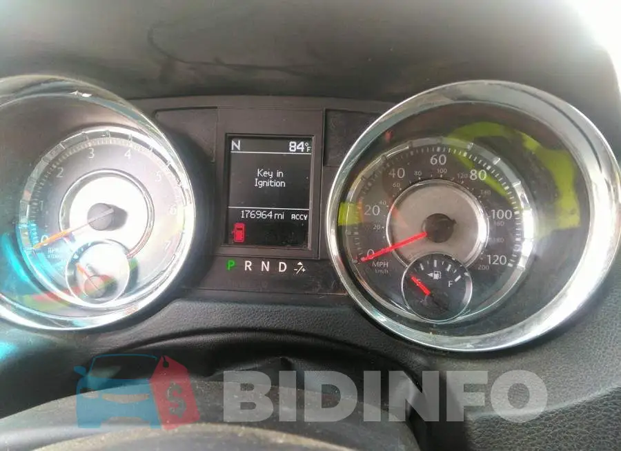 2C4RC1BG6GR301130 Photo# 7