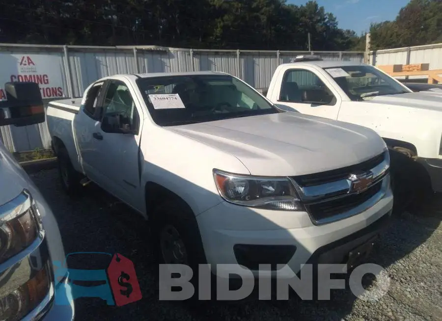 1GCHSBEA9K1284963 Photo# 1