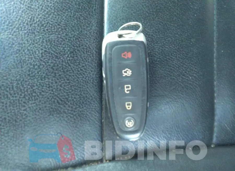 1FAHP2E87FG174176 Photo# 11