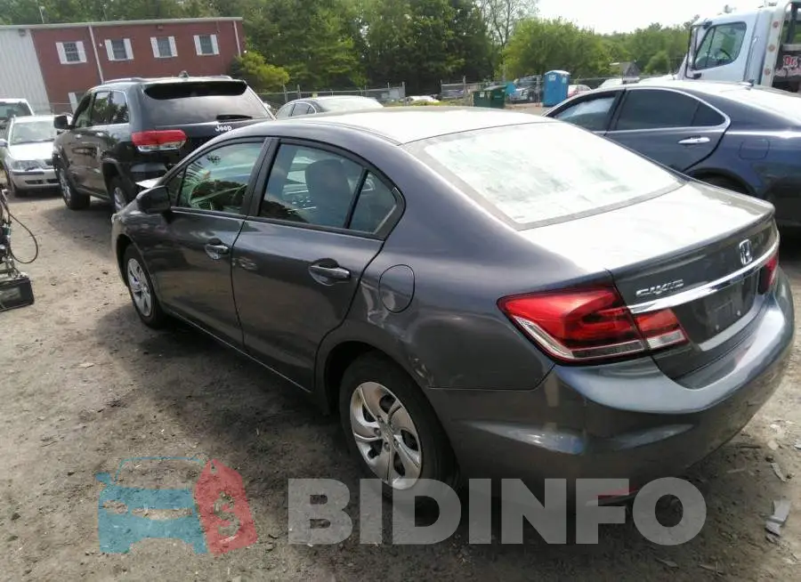 19XFB2F50FE258666 Photo# 3