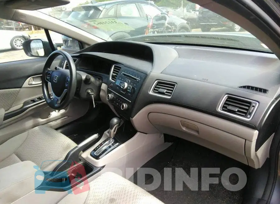 19XFB2F50FE258666 Photo# 5
