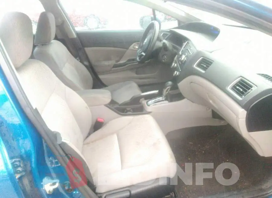 19XFB2F55FE048905 Photo# 5