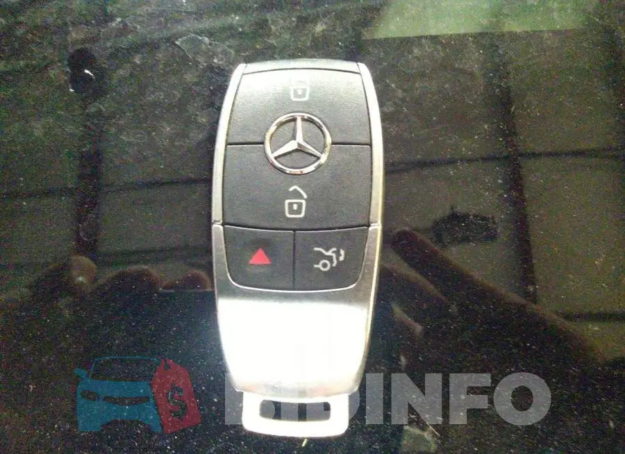 WDD3G4FB5KW028262 Photo# 11