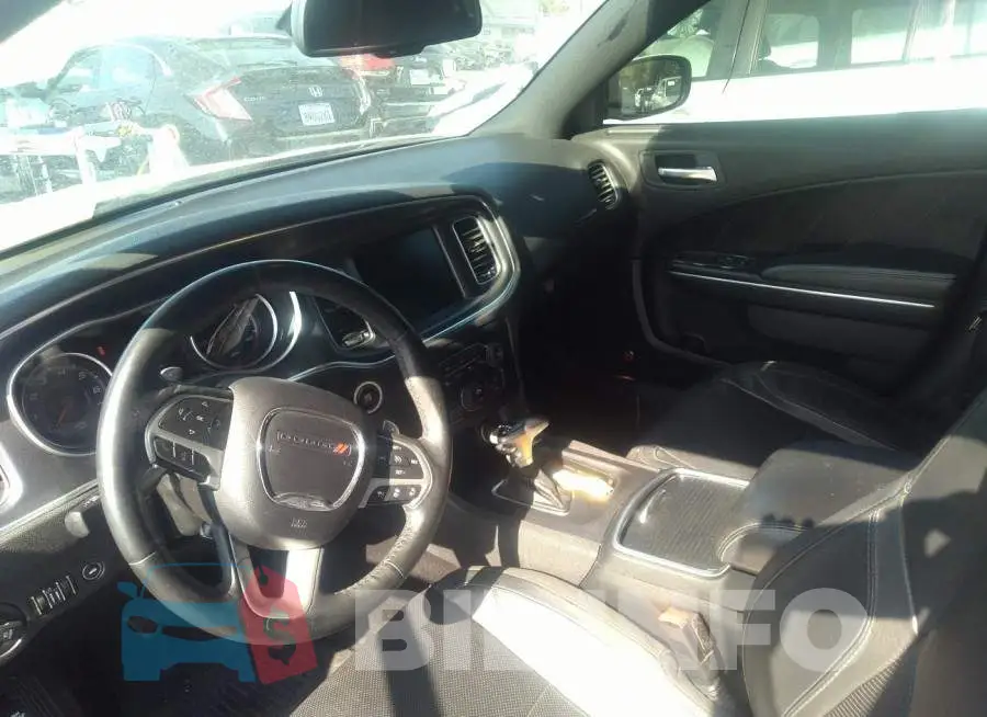 2C3CDXCT1FH825442 Photo# 5
