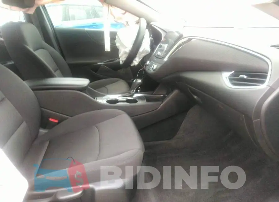1G1ZD5ST2LF001497 Photo# 5