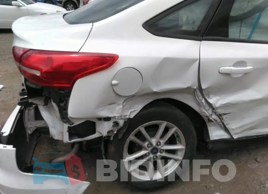 1FADP3F2XJL255705 Photo# 6