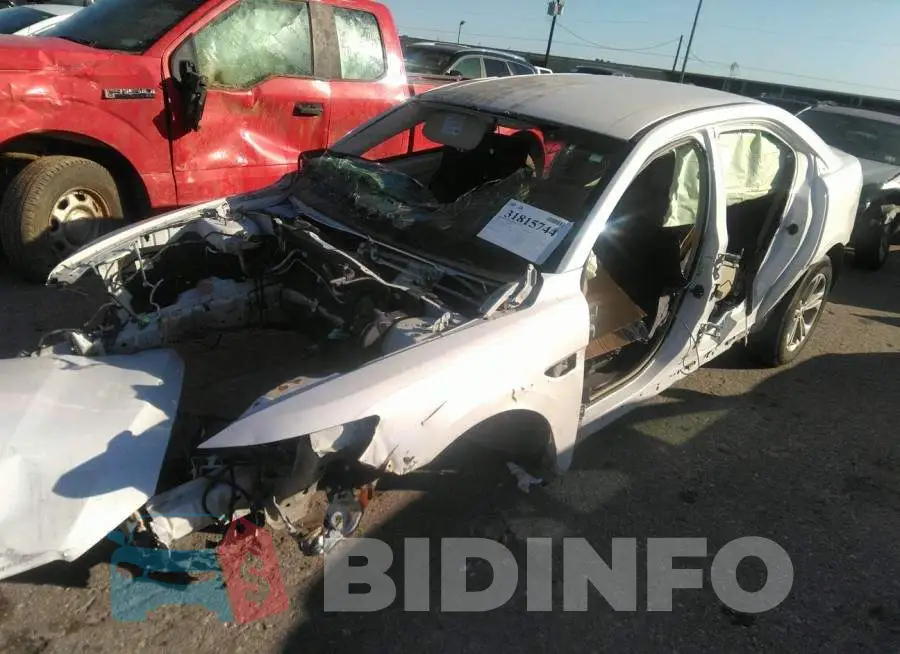 1FAHP2F86GG147230 Photo# 2