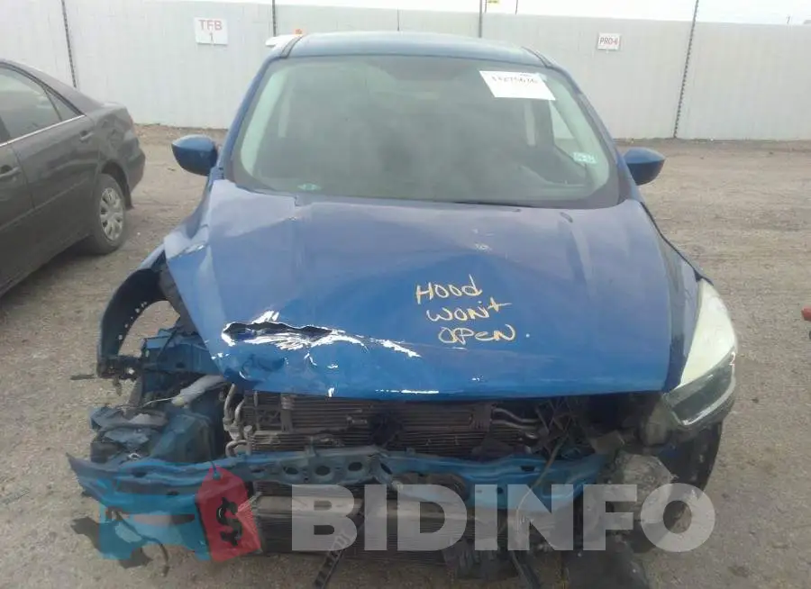 1FMCU0GD5HUD10638 Photo# 10