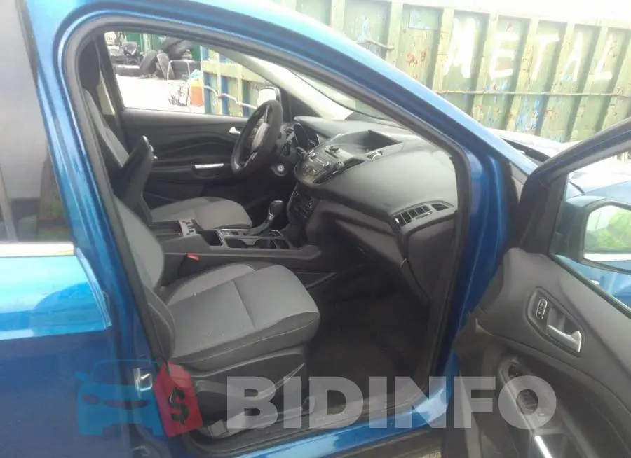 1FMCU0GD5HUD10638 Photo# 5