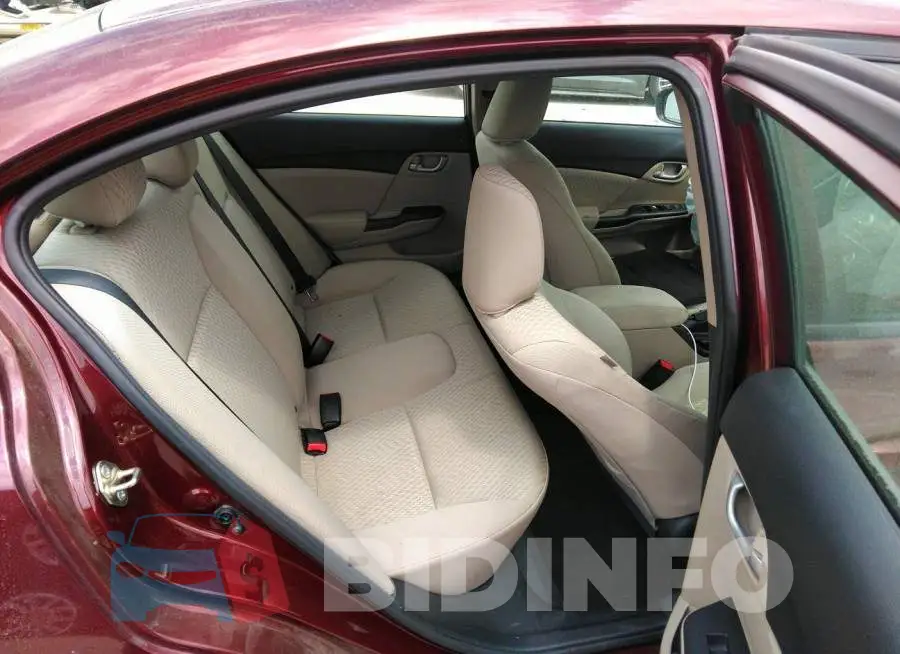 19XFB2F50FE015424 Photo# 8