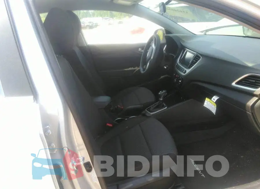 3KPC24A67NE166323 Photo# 5