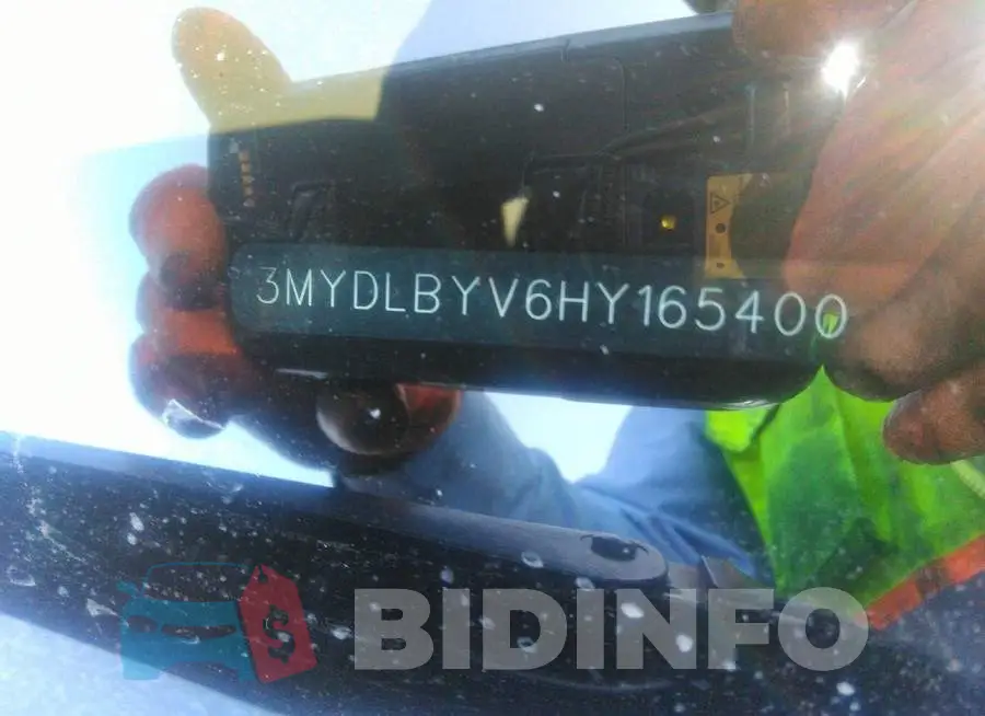 3MYDLBYV6HY165400 Photo# 9
