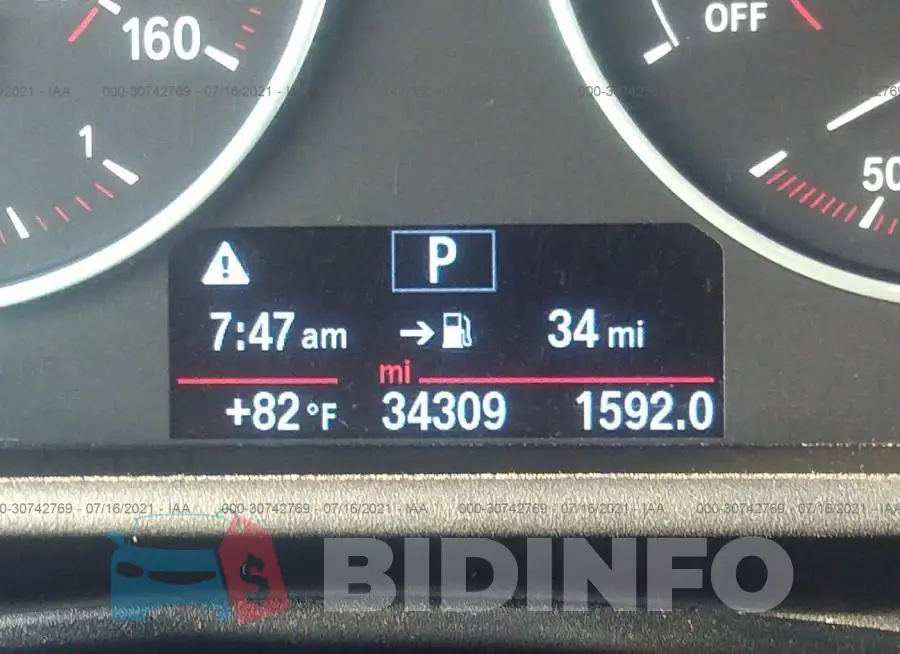 WBA1F9C53GV545814 Photo# 7