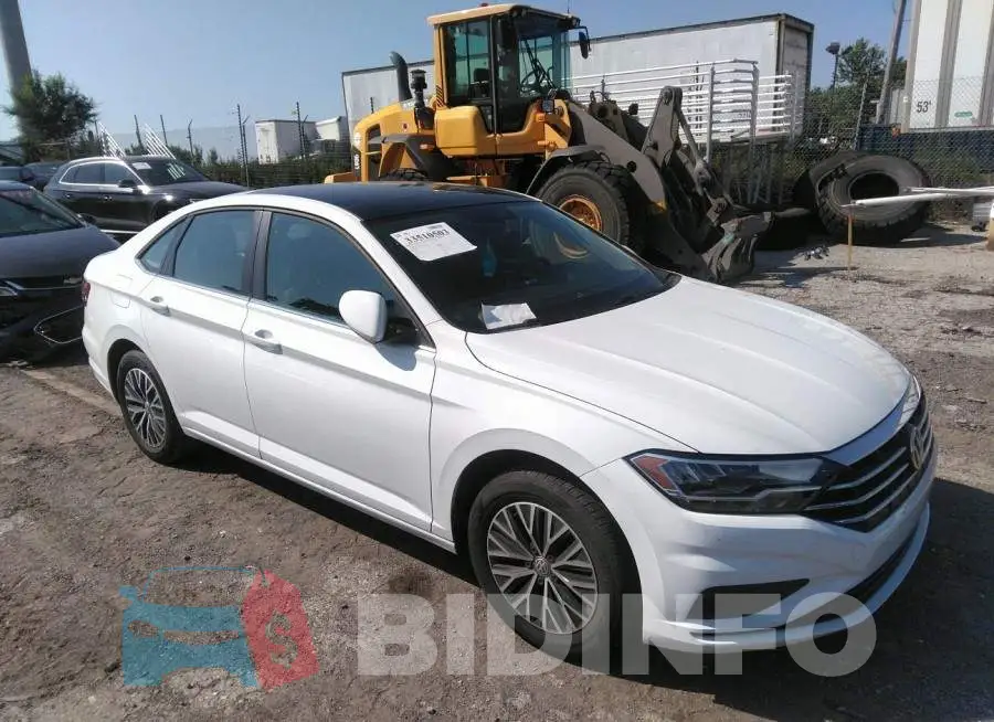 3VWC57BU6LM100352 Photo# 1