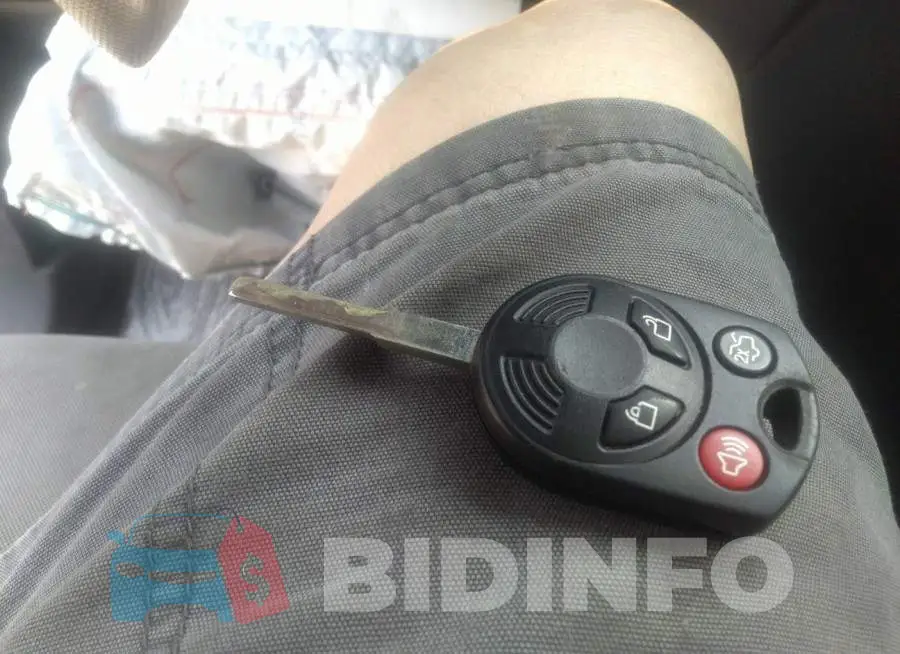 1FADP5AU6GL119519 Photo# 11
