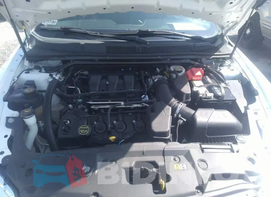 1FAHP2MK2FG128946 Photo# 10