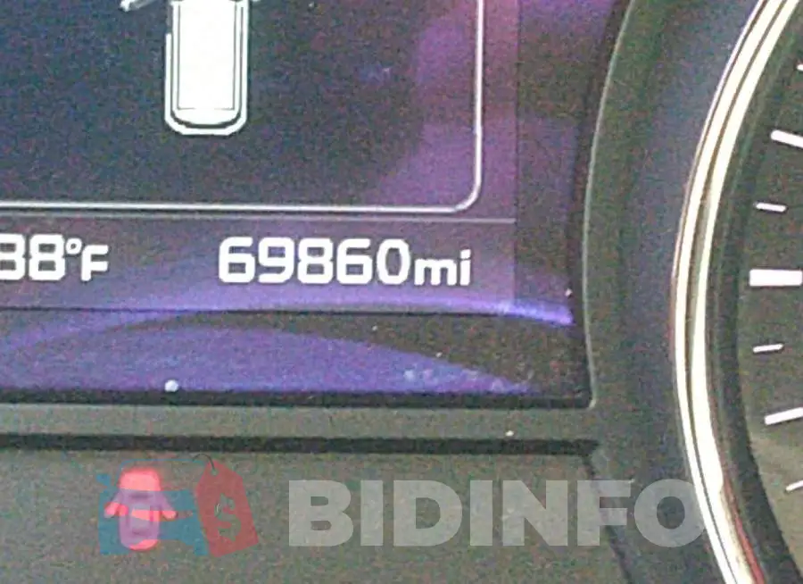 KNDMB5C11H6239885 Photo# 7